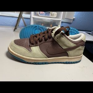 Low dunks